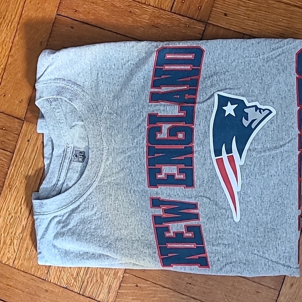 VINTAGE New England Patriots T shirt sz l hp 12x🔥🔥🔥🔥🔥 - Picture 2 of 3